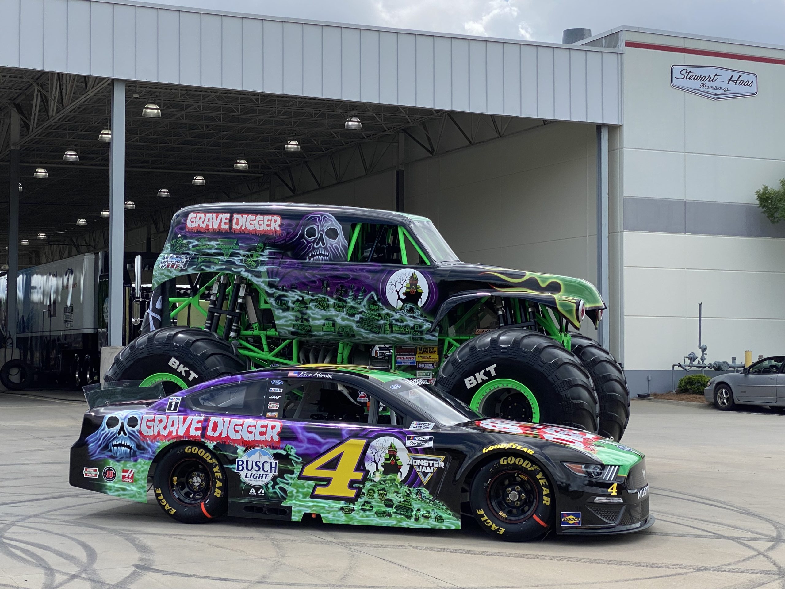 Grave Digger NASCAR header